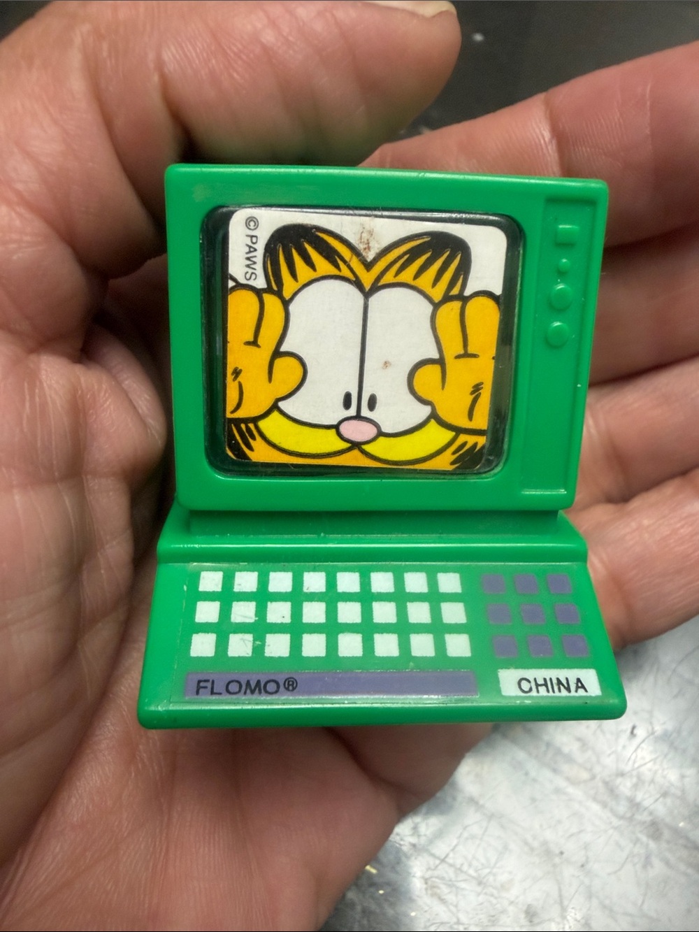 Vintage Garfield desktop pencil sharpener